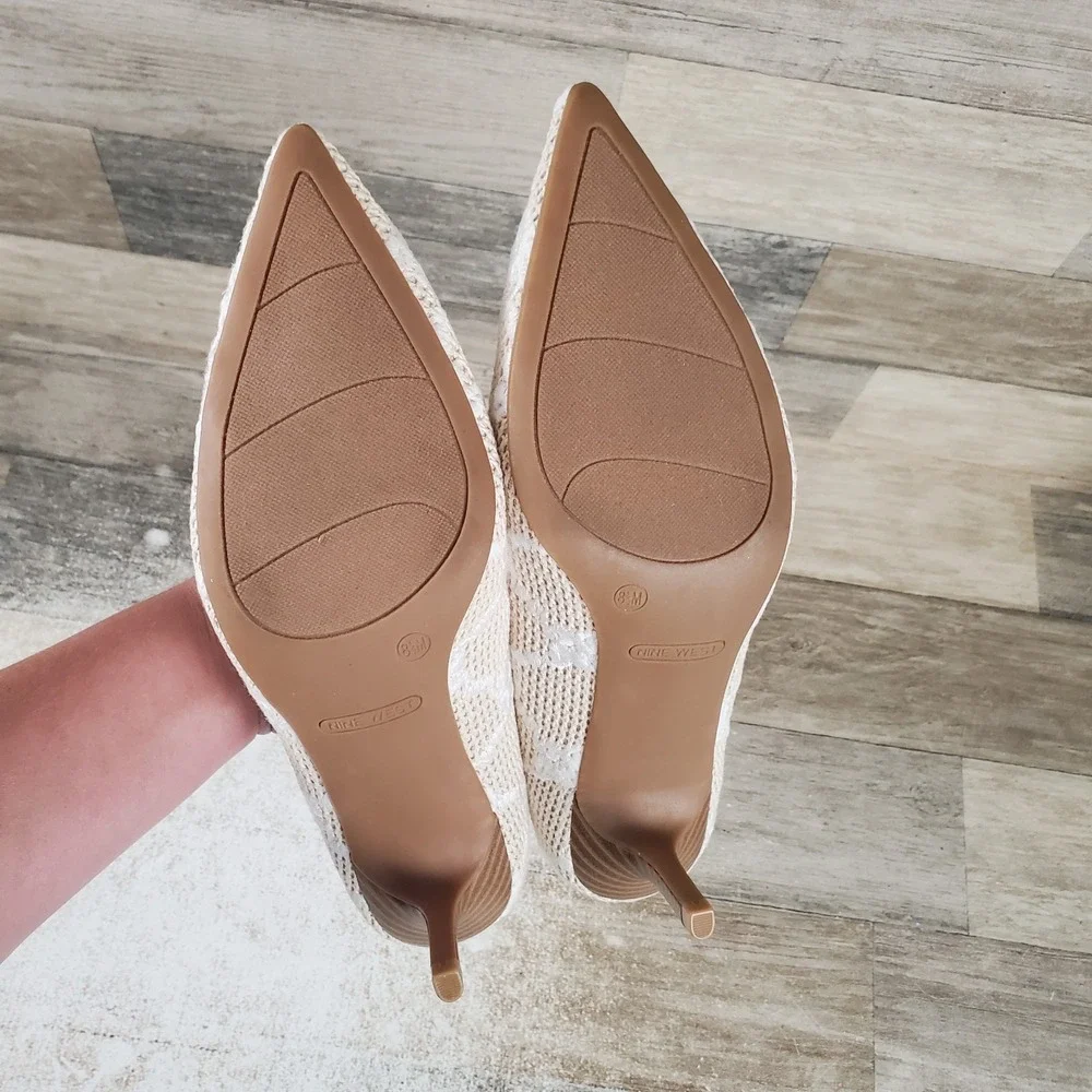 Nine West Alake Womens Pump Sz 8.5 Light Natural Slip On Pointed Toe Kitten Heel